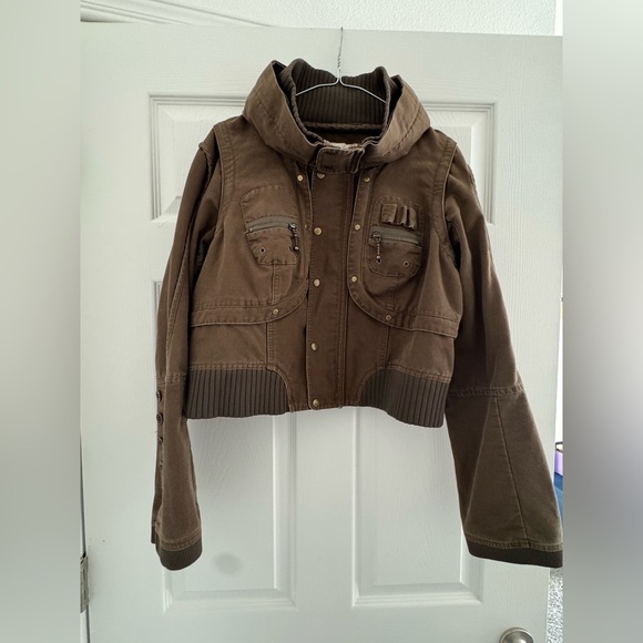 Very Versatile Army Green Jacket - Picture 7 of 10